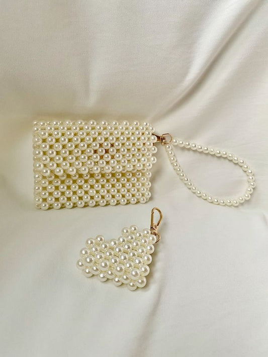 card holder with  heart shaped kitchen